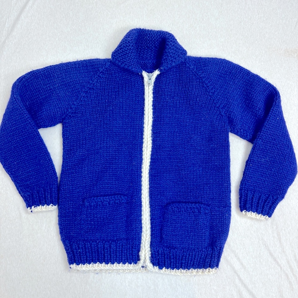 Vintage 100% wool curling sweater
